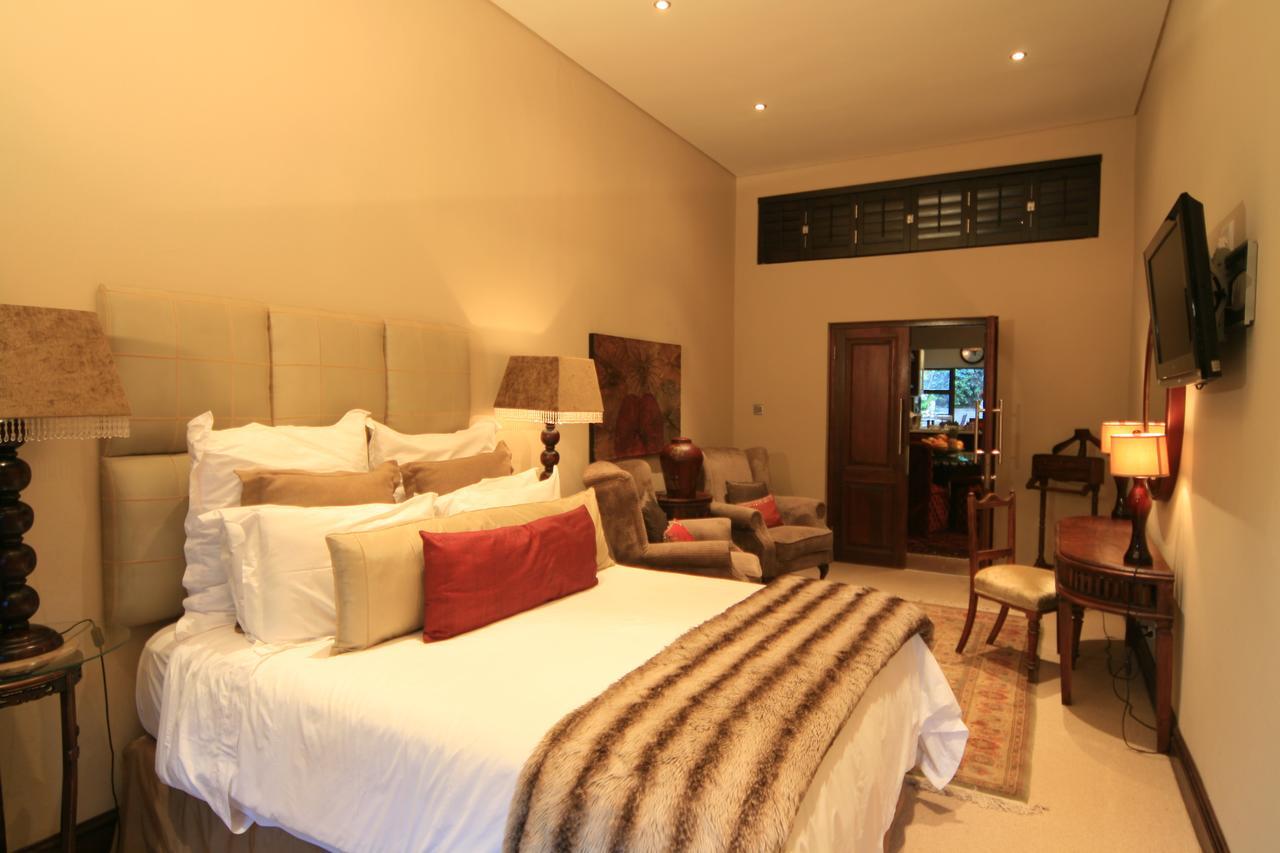Cowrie Cove Guest House La Lucia Экстерьер фото